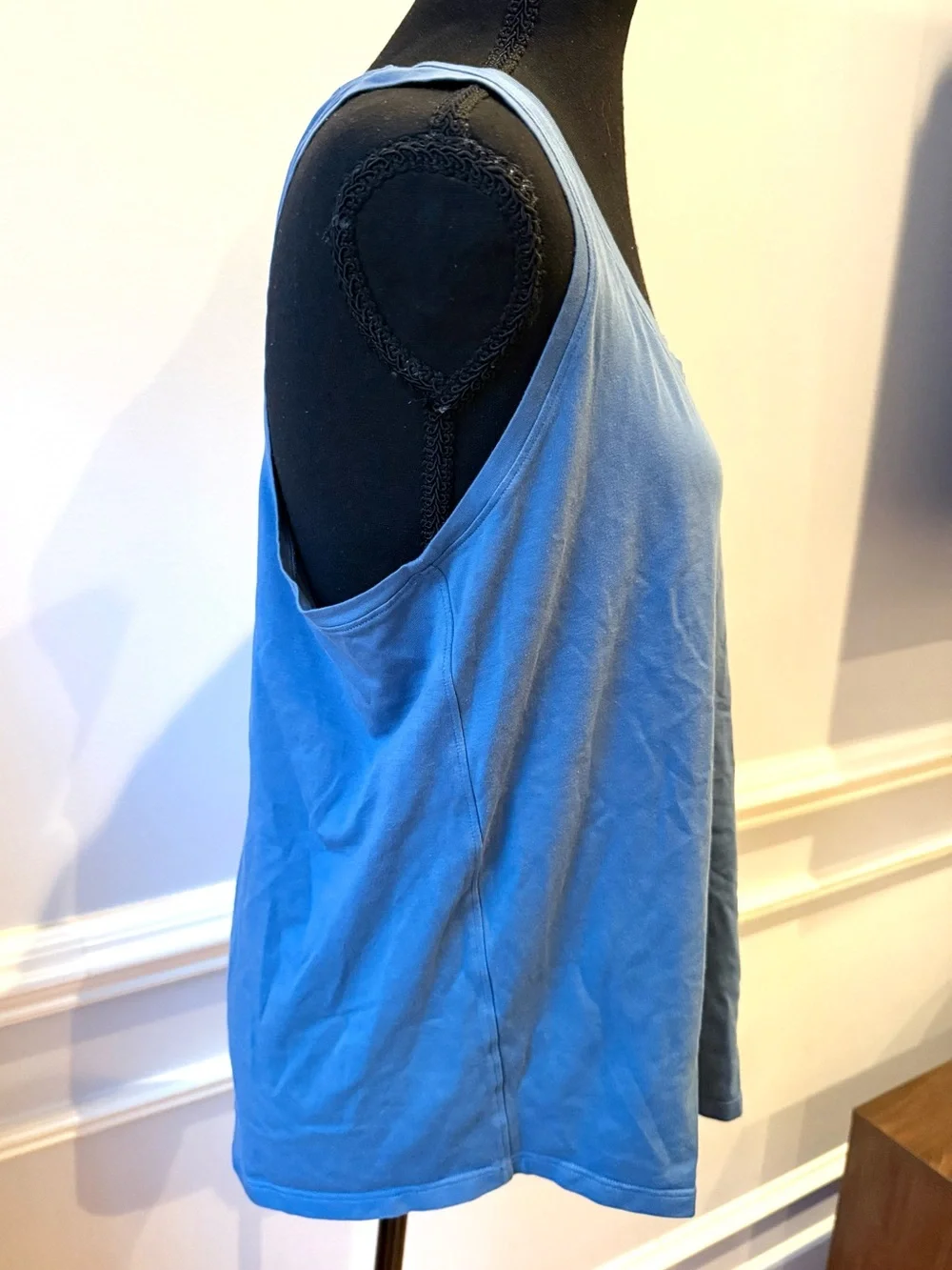Lululemon Blue Racerback Tank Top Scoop Neck Sleeveless Athletic Yoga Large